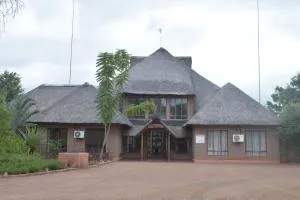 Copacopa Lodge and Conference Centre - Mabalingwe Game Reserve