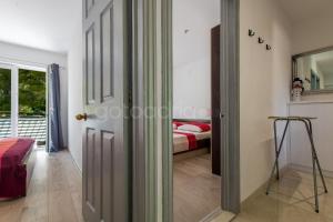 Apartment Vesna With Balcony & Free Parking