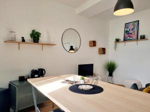 Appartements Confortable T2 sur les rives de la Charente : photos des chambres