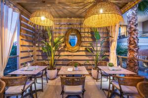 Pefki Deluxe Residences