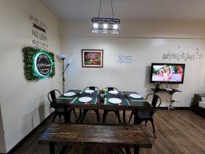 DMCI Bristle Ridge Condo 318 Cozy 2 Bedroom Unit