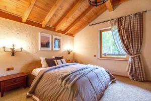 Friends & Family Getaway to Forest House by Reside Baltic