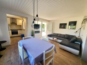 Apartments Buktenica