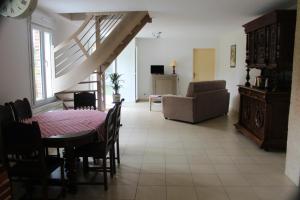 Maison confortable en campagne à Bérengeville-la-campagne + jardin