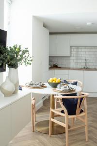 Richardson Apartment