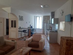 Appartements Appartemment situe a lacaune les bains : photos des chambres