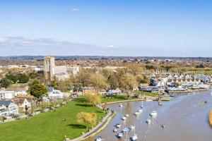 Elmsway - Southbourne