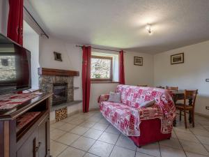 Apartment Ville sur Sarre by Interhome