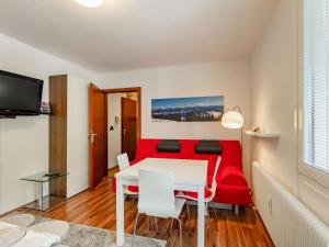Apartment Appartement Ulli by Interhome