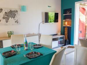 Maisons de vacances Holiday Home Mas del Sol by Interhome : photos des chambres