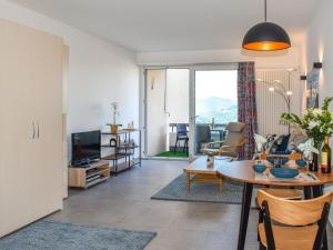 Apartment Residenza Monte Bré - Apt-204 Haus2 by Interhome