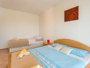 Apartment Giuliano-4 by Interhome 