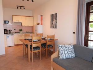 Apartment Ulika - LBN105 by Interhome