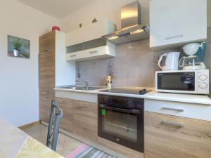 Apartment Lili-1 by Interhome