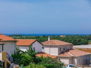 Apartment Lili-3 by Interhome