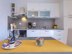 Apartment Lili-3 by Interhome 