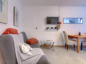 Apartment Lili-2 by Interhome