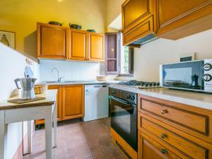 Holiday Home Buca dei Merli by Interhome