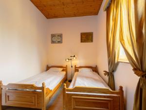 Holiday Home Violetta 3 by Interhome