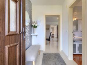 Apartment Villa Alpa by Interhome