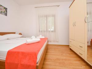 Holiday Home Laura by Interhome