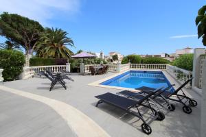 LEON INMO Villa Frida - 11790