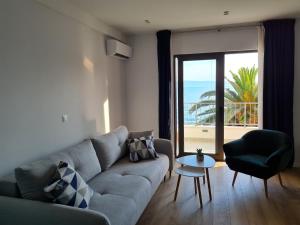 Beachfront Comfort Apartments SINAJKO