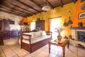 Samonas - Orange villa Diktamos