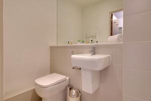 Hill House Holiday Apartments