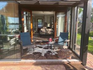 The Outpost Lakehouse- enjoy our house at Reeuwijkse Plassen - near Gouda