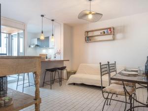 Apartment Hacienda 3 by Interhome