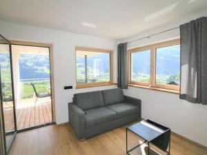 Apartment Georg by Interhome