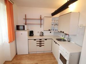 Holiday Home Vlhlavy u Hluboké by Interhome