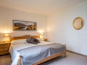 Apartment Chesa Auricula 1-1 by Interhome