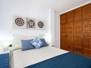 Apartment Sea view Drilasol by Interhome