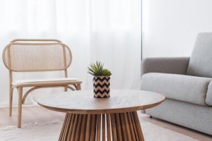 Green Apartment by Olala Homes