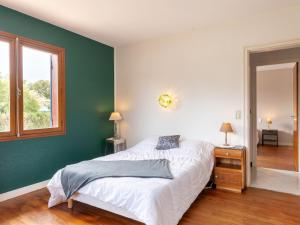 Maisons de vacances Holiday Home Les bouvreuils by Interhome : photos des chambres