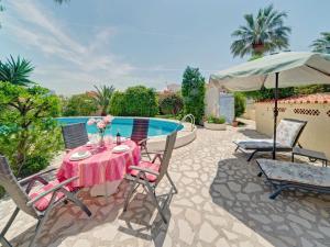 Apartment Doris by Interhome