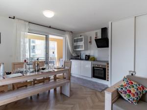 Apartment Les jardins de loyat-1 by Interhome