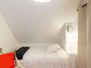 Maisons de vacances Holiday Home La Chaumiere by Interhome : photos des chambres
