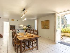 Maisons de vacances Holiday Home La Ferme by Interhome : photos des chambres