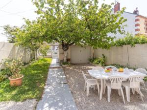 Maisons de vacances Holiday Home Le Mimosa Normand by Interhome : photos des chambres