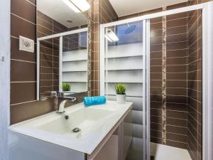 Appartements Apartment Jean Jaures-2 by Interhome : photos des chambres