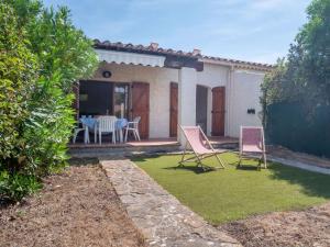 Maisons de vacances Holiday Home Provence Parc-7 by Interhome : photos des chambres