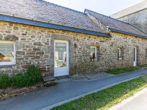 Maisons de vacances Holiday Home La Longere by Interhome : photos des chambres