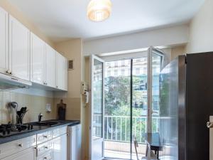 Apartment Le Valencia by Interhome