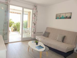 Apartment Le Front de Mer-4 by Interhome