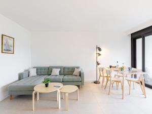 Apartment Les Côteaux du Préconil-4 by Interhome