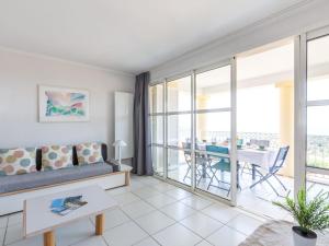Apartment Les Bastides - O4 259 by Interhome