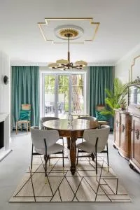 Entire interwar Villa Grabyte by pine forest on the bank of the river- 8min by car from old town - 比尔什托纳斯